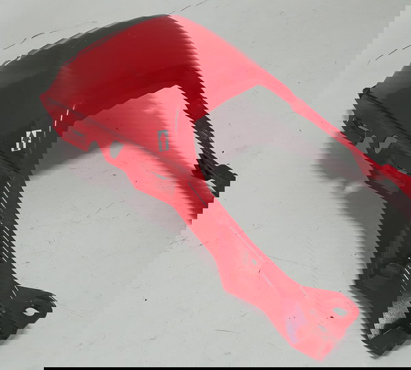 Carenagem Central Tanque Sahara 300 24/25 Descrição 52008 Vermelho