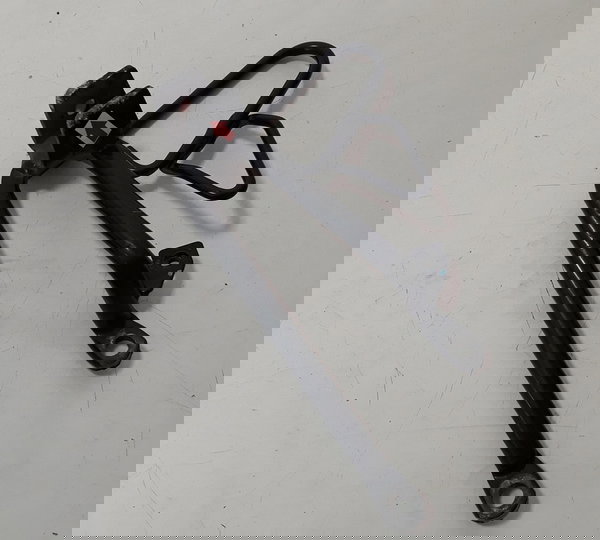 Bacalhau Traseiro Honda Bros 160 20/23 L/d Ori Detalhe 51815