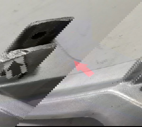 Bacalhau Dianteiro Honda Cg 160 16/23 L/e Ori Trincado 51765