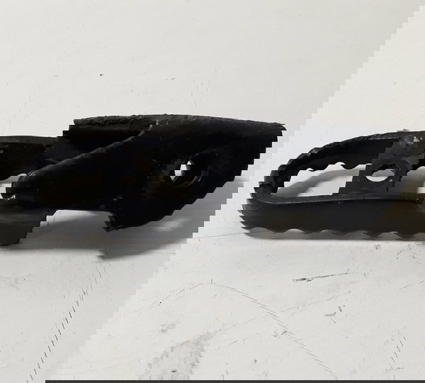 Pedaleira Dianteira Honda Bros 160 L/d Orig Ralada 51939