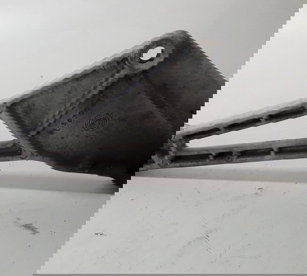 Bacalhau Suporte Pedaleira Cb 500 98/03 L/e Trincado 50288