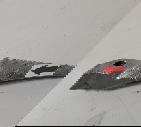 Pedaleira Traseira Cb 300f Twister 23/24 L/e Orig 51940