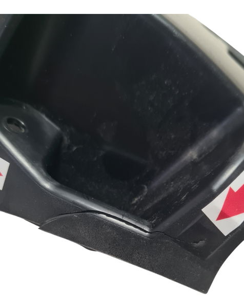 Acabamento Aba Tanque Esq Kawasaki Z500 2025 Descrição 50357