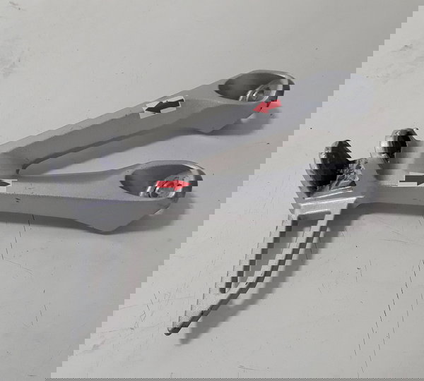 Bacalhau Traseiro Cb 300f Twister 23/24 L/e Orig 51723