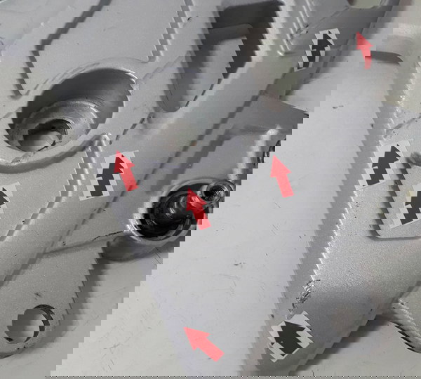 Bacalhau Dianteiro Cb 300f Twister 23/24 L/e Orig 51724