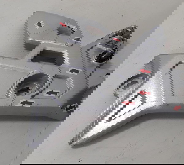 Bacalhau Dianteiro Cb 300f Twister 23/24 L/e Orig 51724