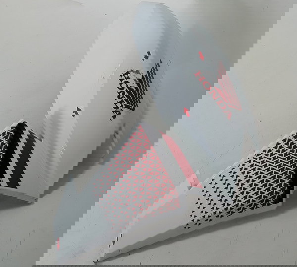 Carenagem Aba Tanque Cb 250 Twister 16/22 L/d Detalhes 51613 Branco