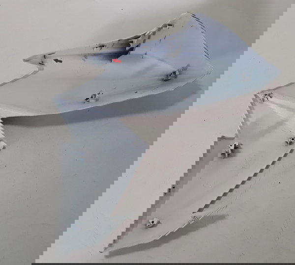 Carenagem Aba Tanque Cb 250 Twister 16/22 L/d Detalhes 51613 Branco