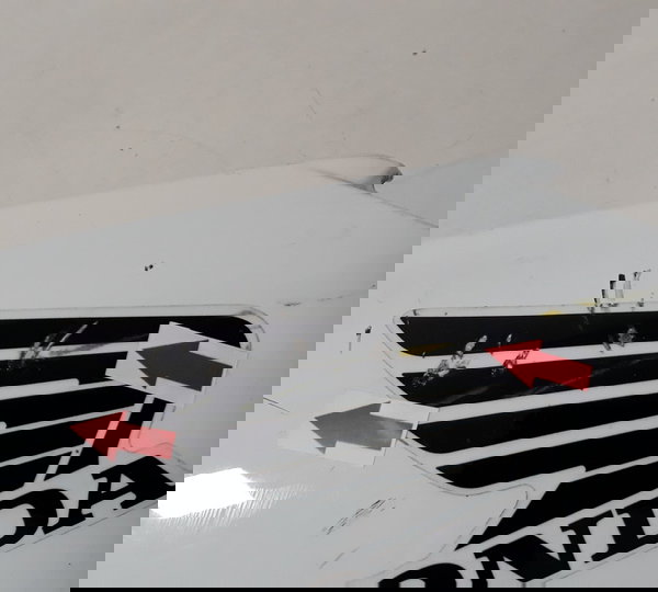 Aba Tanque Honda Cg 160 Fan 22/23 L/d Orig Trincada 51545 Branco