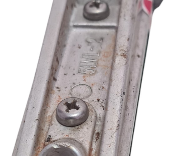 Pedaleira Traseira Esquerda Yamaha Fazer 600 Descrição 50188