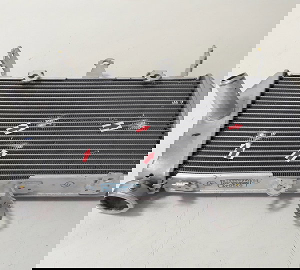 Radiador Agua Yamaha Mt 03 16/23 P/recuperar 49577