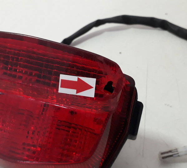 Lanterna Traseira Honda Cbr 1000 Rr 08/14 Orig Detalhe 49974 Ambos Lados Vermelho