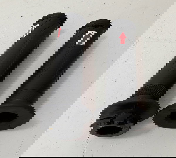 Par Manopla Yamaha Xtz 250 Lander 20/23 Orig Detalhe 50571 Preto