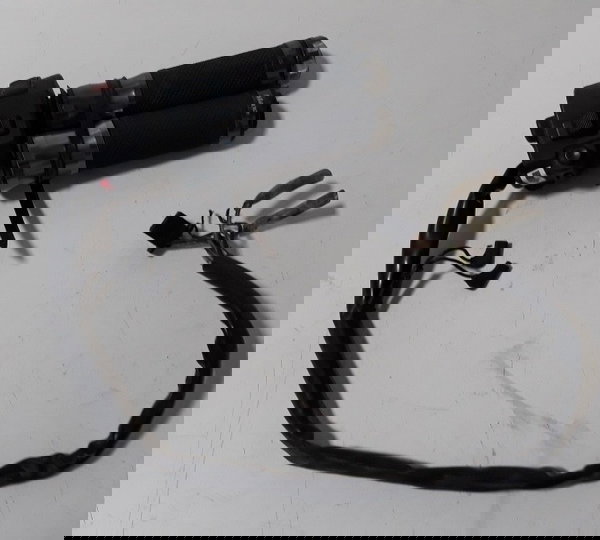 Punho Partida Acelerado Intruder 125 2006 Quebrado 22239