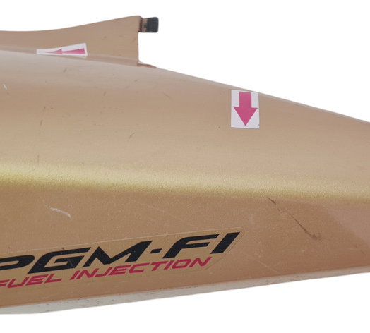 Carenagem Rabeta Dir Honda Xre 300 10/18 Descrição 49003 Dourado-escuro