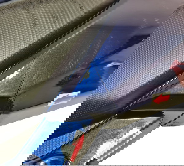 Carenagem Rabeta Esq N-max 160 21/23 Orig Descrição 48636 Azul