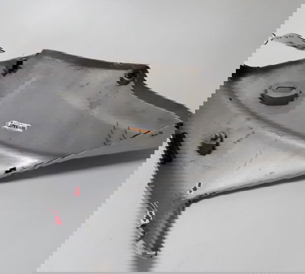 Carenagem Frontal Esqu Suzuki Bandit 1200 2006 Avaria 36400  Prateado