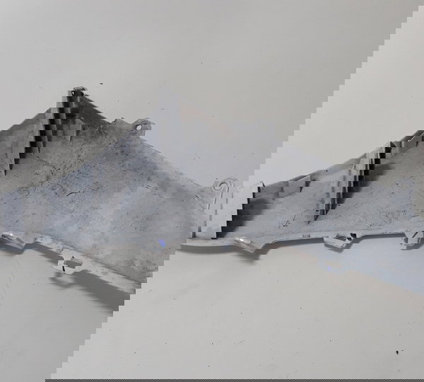 Carenagem Inferior Assoalho N-max 21/23 L/e Orig 38674 Branco