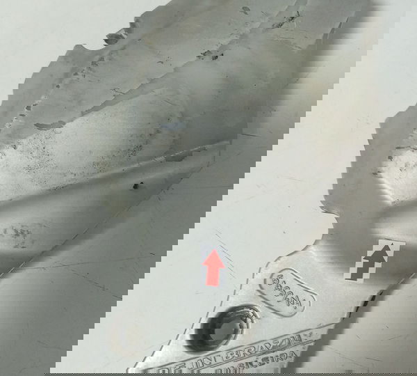 Tampa Pinhão Honda Xre 300 10/12 Original Quebrada 20851 Prateado