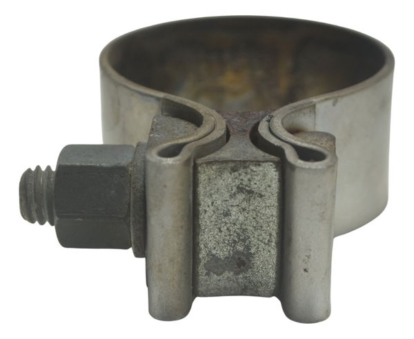 Abraçadeira Escape Harley V-rod Muscle 12-17 Original