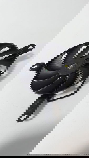 Ventoinha Direita Ducati Diavel 1260 2020 Original 16418
