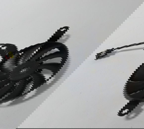 Ventoinha Esquerda Ducati Diavel 1260 2020 Original 16417