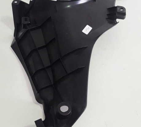Acabamento Carenagem Lateral L/d Honda Biz 125 2018 Ori 3869