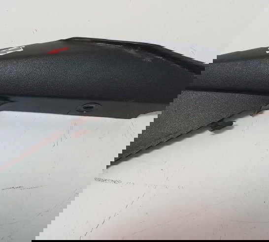 Acabamento Rabeta Dir Honda Cb 300 Original 2418 Preto