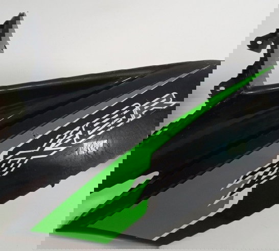 Carenagem Lateral L/e Kawasaki Zx6 Zx 6 012 P/recuperar 7354