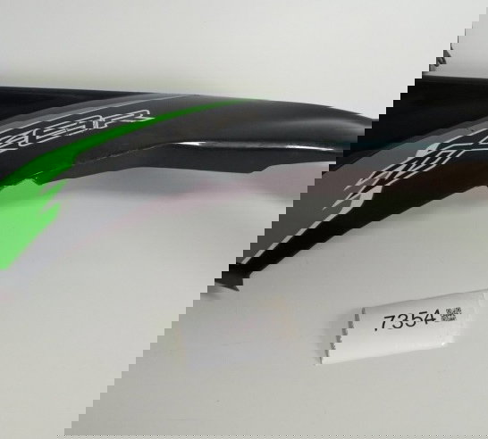 Carenagem Lateral L/e Kawasaki Zx6 Zx 6 012 P/recuperar 7354