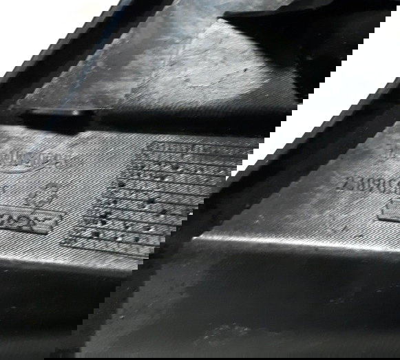 Acabamento Tanque Central Tiger 1200 Xca 2019 Avaria 23184 Preto