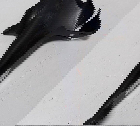 Acabamento Lat. Dir Superior Gsx-r 1000 11/16 Quebrado 21970 Cinza-escuro