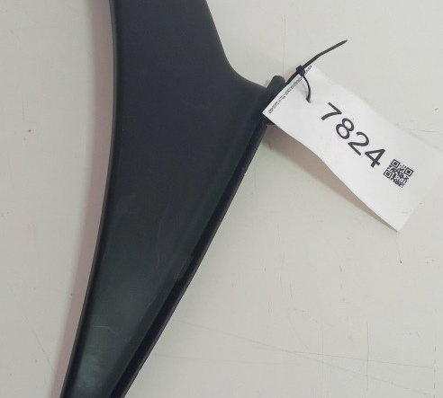 Acabamento Lateral Dir Yamaha R3 16/19 Orig (detalhe) 7824