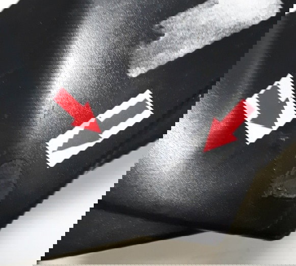 Carcaça Inferior Painel Fazer 250 11/15 Ori 33796 Trincada