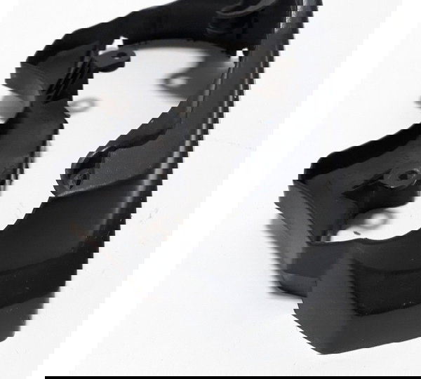 Carcaça Inferior Painel Fazer 250 11/15 Ori 33796 Trincada