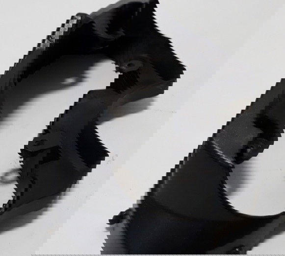 Carcaça Inferior Painel Fazer 250 11/15 Ori 33796 Trincada