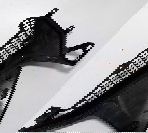 Acabamento Aba Tanque Dir Honda Xre 300 19/21 Avaria 19997 Preto