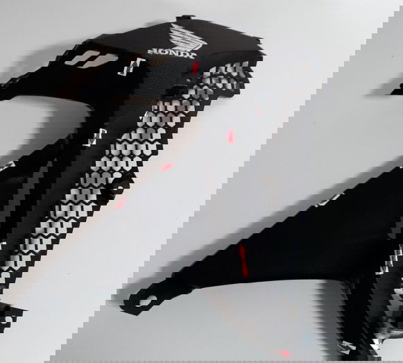 Acabamento Dir Aba Tanque Honda Xre300 19/21 (detalhe) 14344 Preto