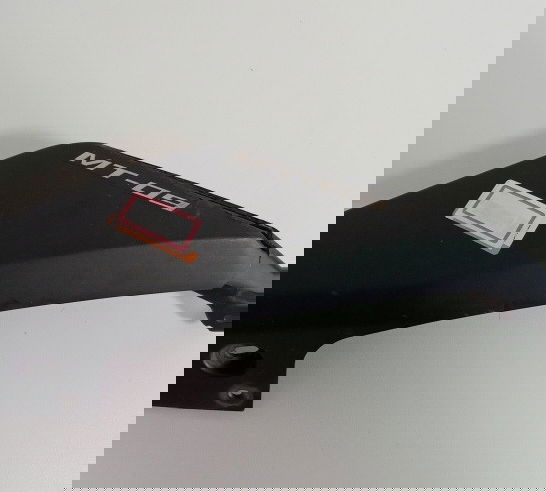 Carenagem Lateral Rabeta Esq Mt09 Mt 09 14/17 (avaria) 11074 Preto