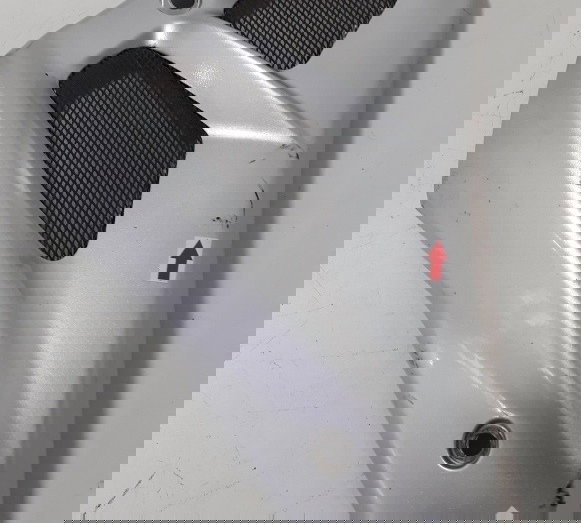 Carenagem Aba Suzuki Bandit 650n 2006 L/e Origi 16063 Prateado