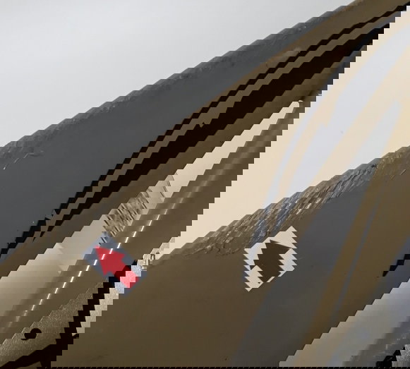 Carenagem Aba Tanque Dir Lander 250 20/23 Ori 34770 Avaria Marrom