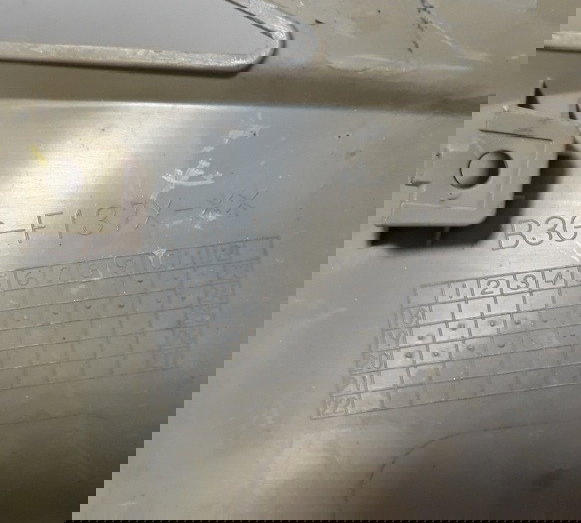 Carenagem Aba Tanque Dir Lander 250 20/23 Ori 34770 Avaria Marrom