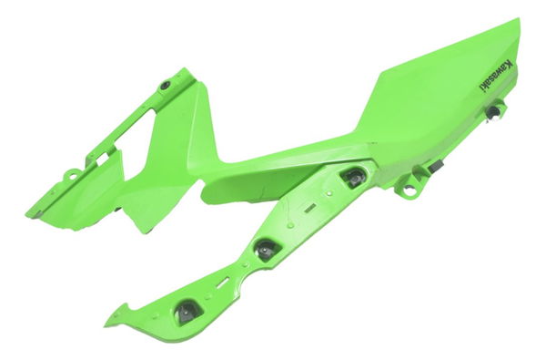 Carenagem Lateral Inferior Avaria Kawasaki Ninja 400 19-23