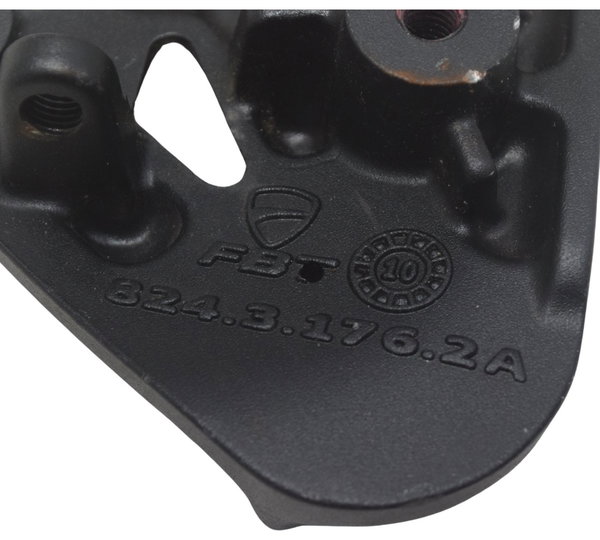 Suporte Pedaleira Diant Dir Ducati Diavel Carbon 11-14 Orig