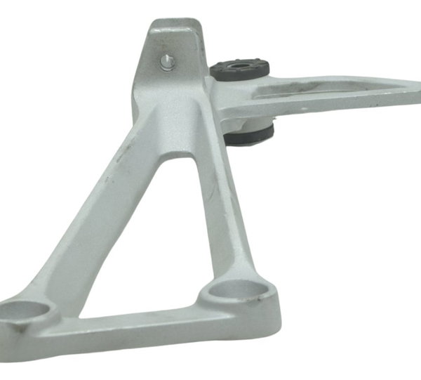 Suporte Pedaleira Traseira Direita Honda Cb 500 X 21-23 Orig