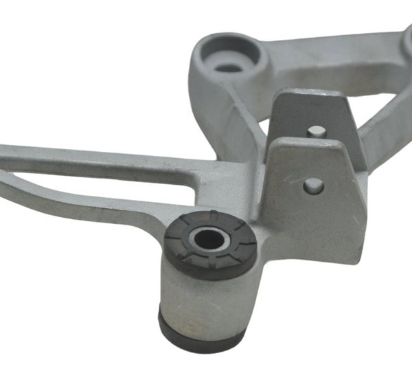 Suporte Pedaleira Traseira Direita Honda Cb 500 X 21-23 Orig