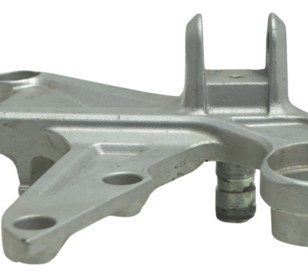 Suporte Pedaleira Dianteira Dir Honda Cbr 1000 Rr 08-11 Orig