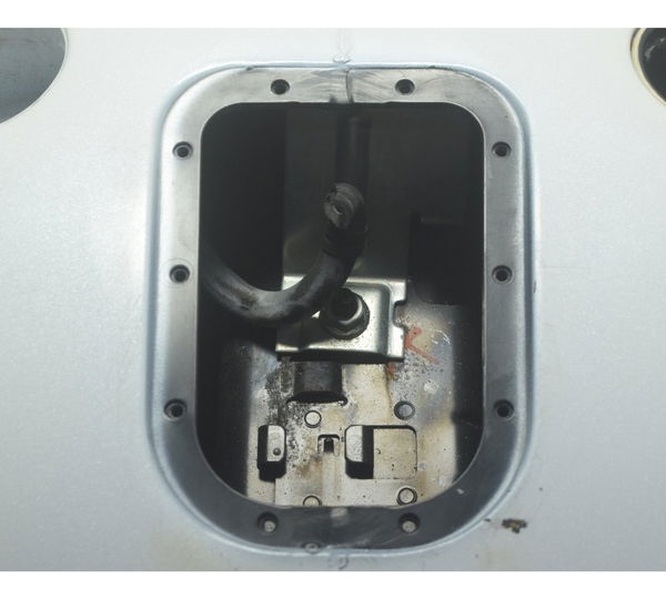 Tanque C/ Detalhes Harley Softail Heritage 12-15 Original