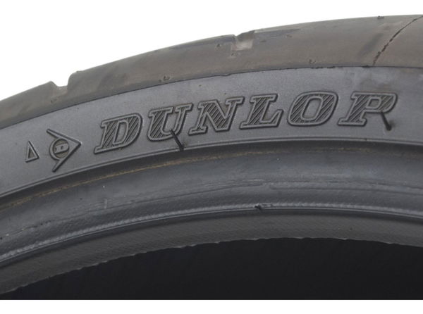 Pneu Dunlop Trailmax D609f 120/70 Zr17 M/c 58w