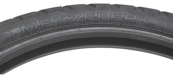 Pneu Metzeler Tourance 90/90-21 M/c 54s